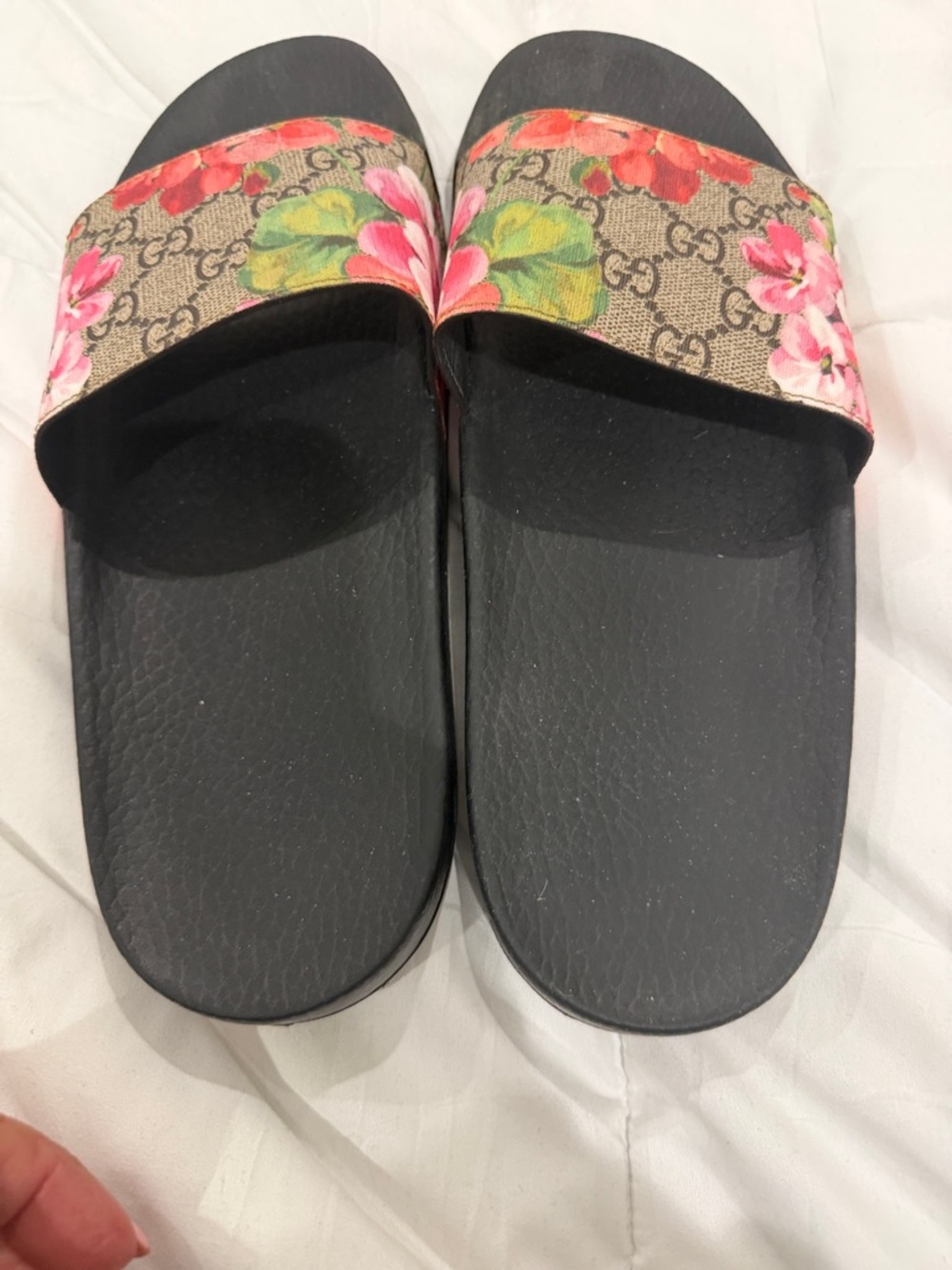 Gucci Floral GG Canvas Slide Sandals in ebony multi color - Picture 2 of 8